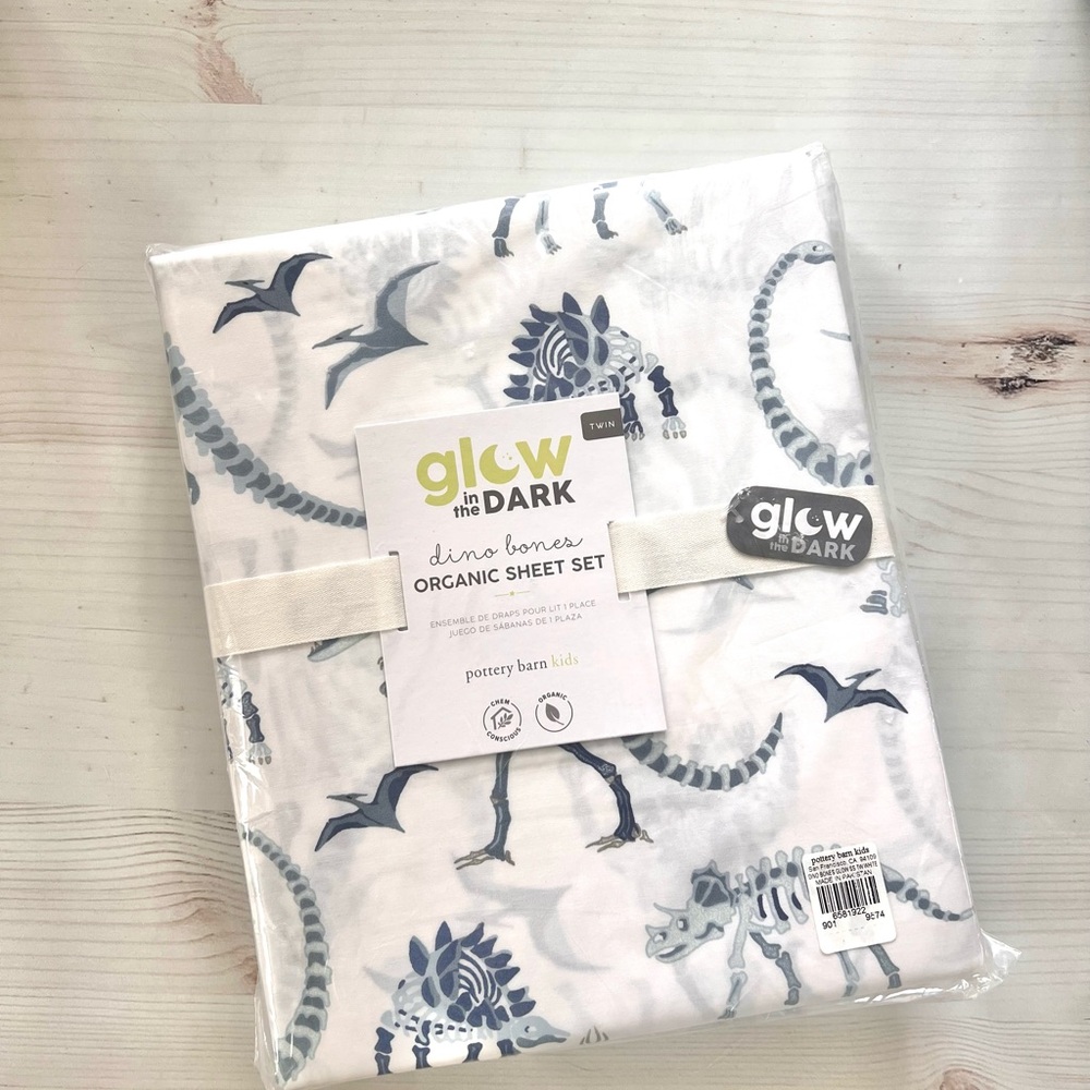 Pottery Barn Kids White and Blue Dinosaur Sheets NEW